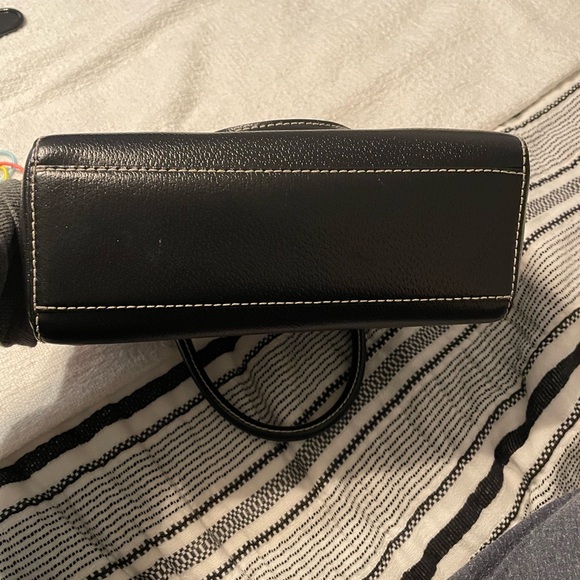Kate Spade Crossbody🖤 - Picture 7 of 7